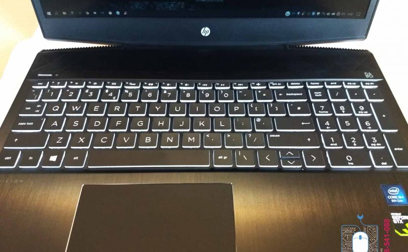 Curatare laptop HP 15-cx0999na front